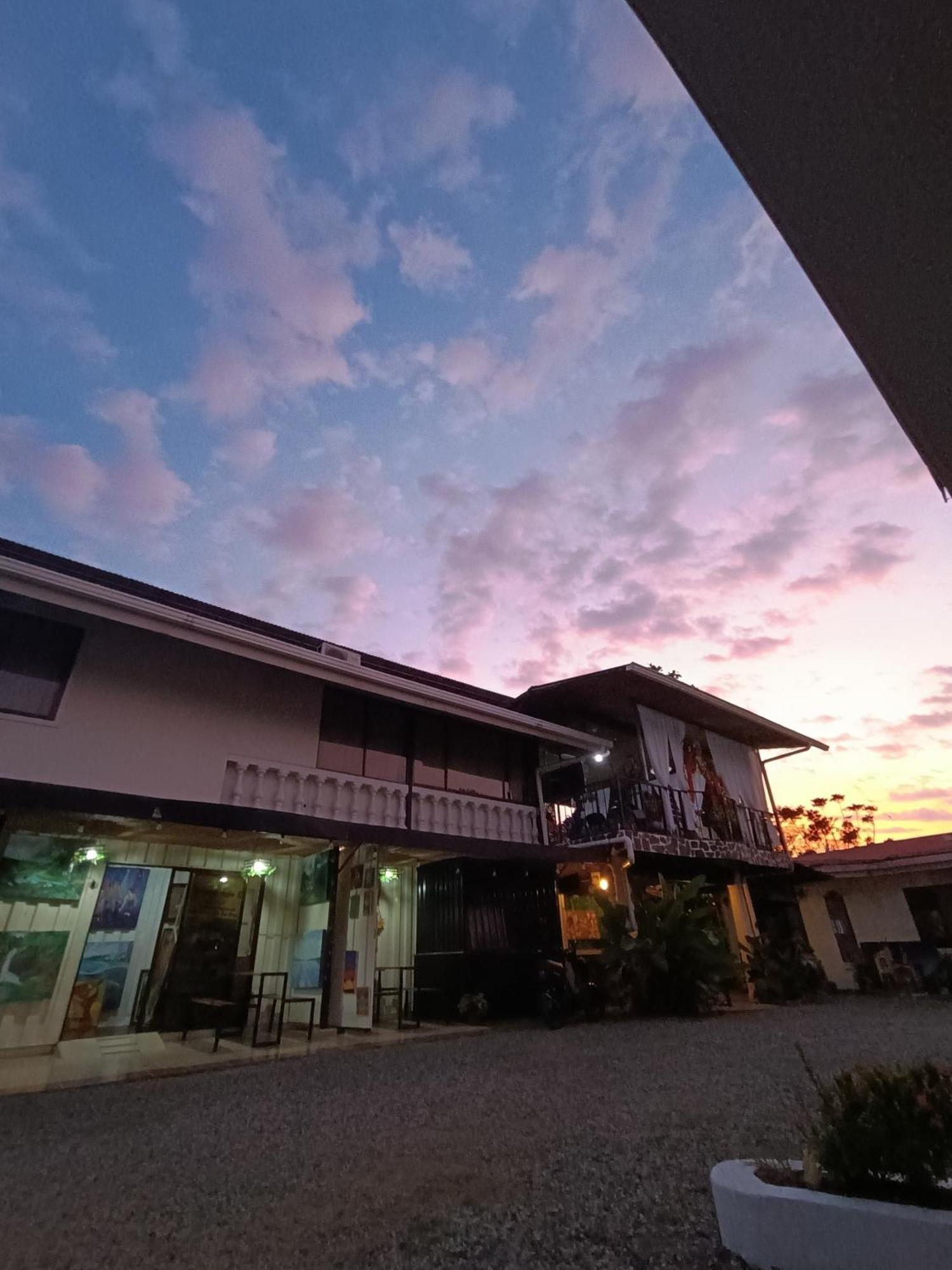 Hospedaje La Galerie Ciudad Cortes Exterior photo